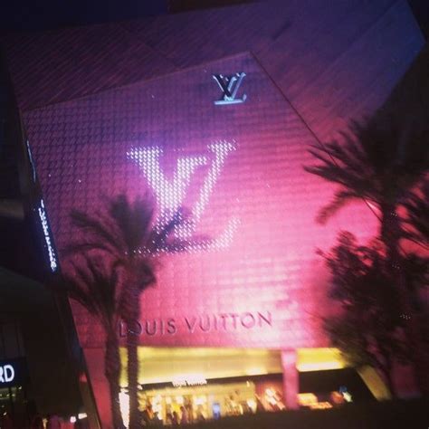 las vegas louis vuitton art exhibit|louis vuitton tribute exhibit.